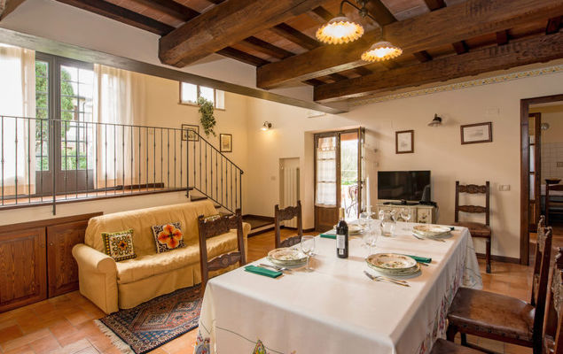 Hillside pretty Home - Photo 9