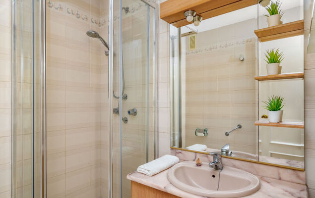 Edificio El Rey - Photo 17