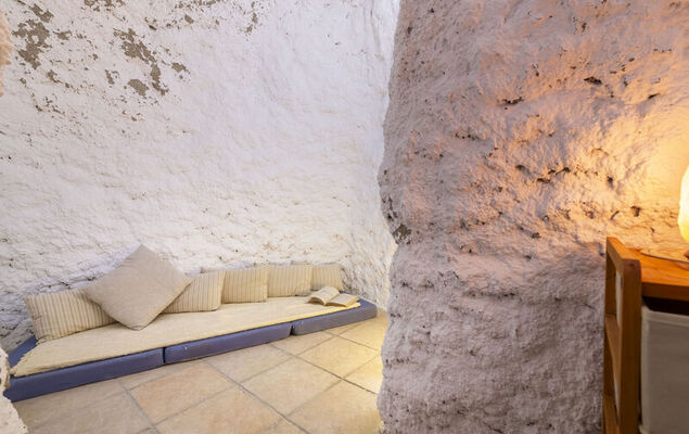 Cueva Maria Zambrano - Photo 17